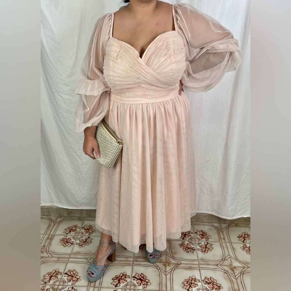 Puff sleeve dress